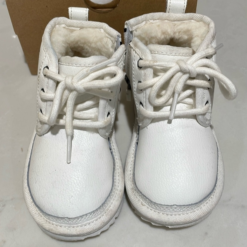 EUC UGG Boots worn twice